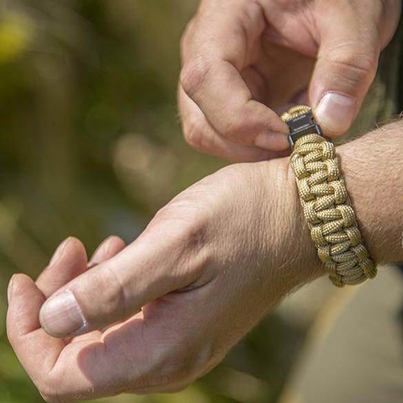 Bracciale di sopravvivenza - Paracord